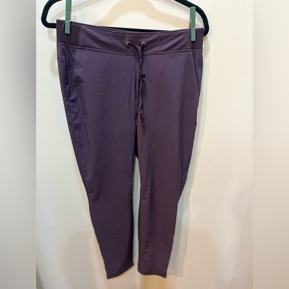 Athleta Jogger Pants - Picture 1 of 3